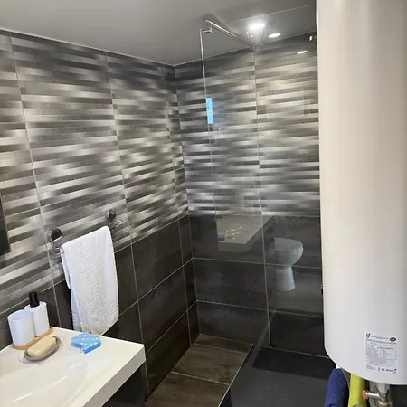Apartment Charmant Petit Chalet En Bord De Seine *